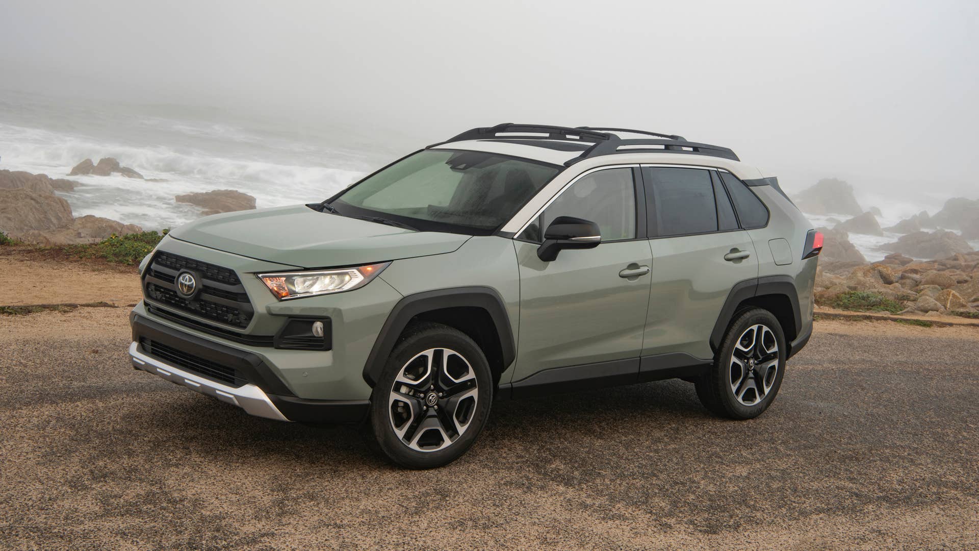 2019 Toyota RAV4 earns IIHS' highest safety rating - Autoblog